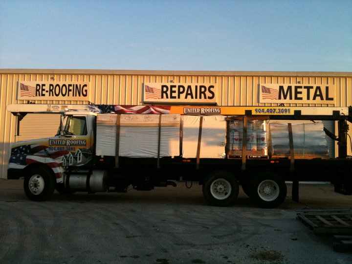Skilled United Roofing team performing a reliable roof replacement in Ocala, FL